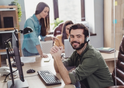 Photo,Of,Three,Employee,Operator,Sitting,Chair,Communicate,Speak,Clients