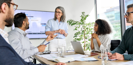 International,Executive,Team,People,Having,Board,Meeting,Discussing,Project,Results.